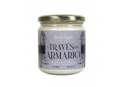 Book and Glow - *Mundos Extraordinarios* - Soy Candle - A través del armario