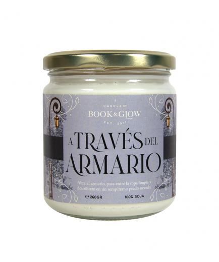 Book and Glow - *Mundos Extraordinarios* - Soy Candle - A través del armario