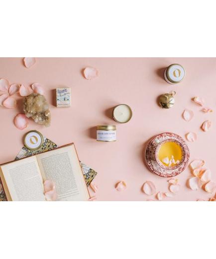 The Singular Olivia - The Inventory Scented Candle - Rosa de los vientos n22